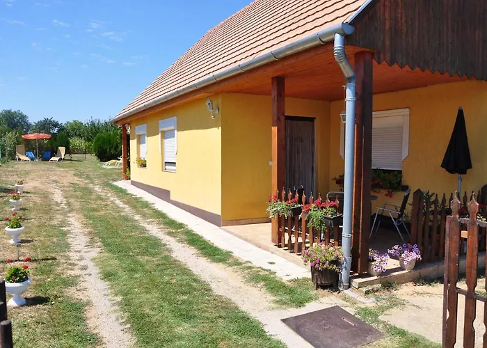 Prázdninový dům - Balaton 18118 *