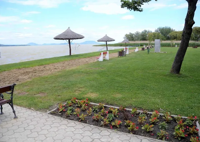 Prázdninový dům - Balaton 18118 *